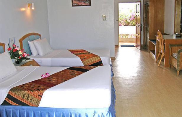Phuket Golden Sand Inn - Sha Extra Plus Karon Habitación foto