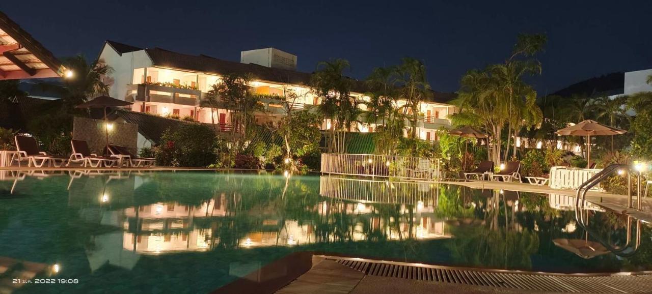 Phuket Golden Sand Inn - Sha Extra Plus Karon Exterior foto
